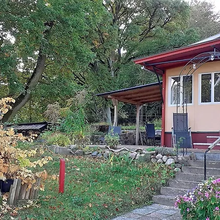 Semesterbostad Gorgeous In With Kitchen Neustrelitz